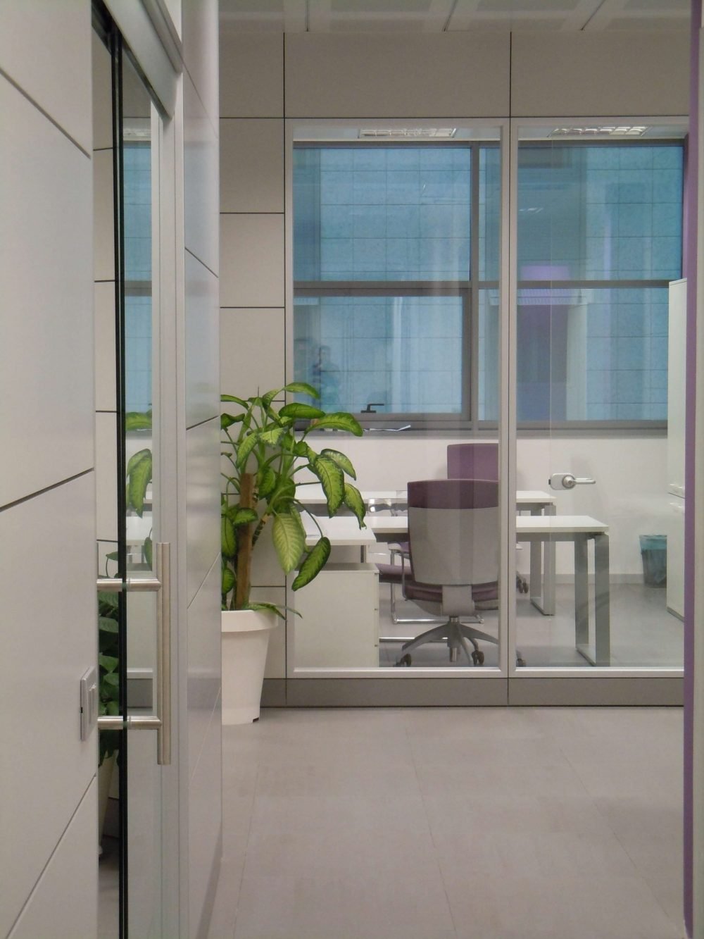 Immagine 040 contract ufficio