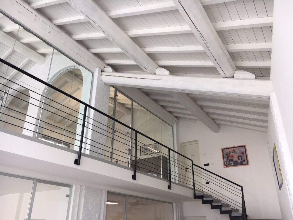 TPOLE 09 mobili per ufficio